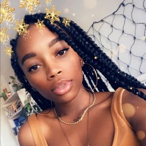 Meet your Posher, Keziah